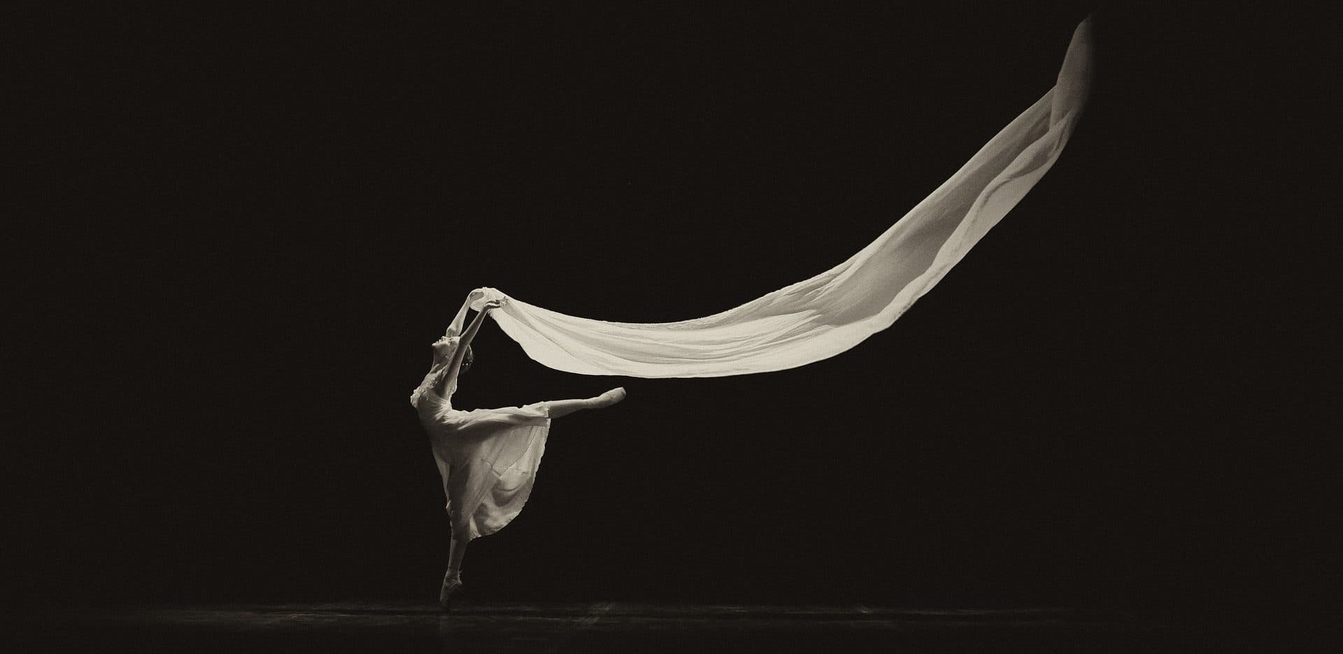 Ballet dancer en pointe